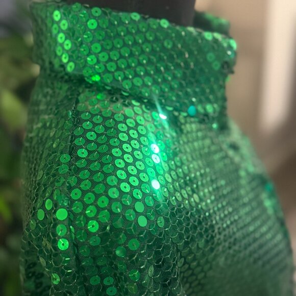 Fashion Nova "CATCH MY EYE" Emerald Button Down - Picture 4 of 7